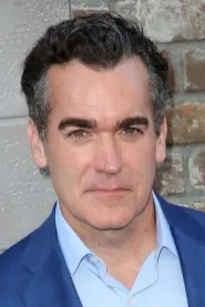 Brian d'Arcy James as Officer Krupke in Poveste din cartierul de vest