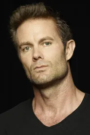 Garret Dillahunt as Sheriff Baskin in Mâinile tatălui meu