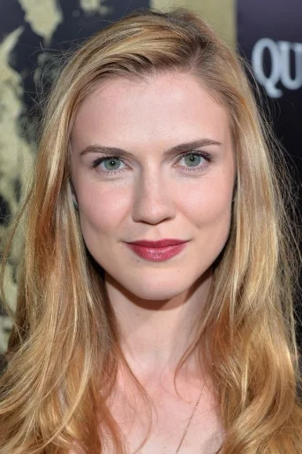 Sara Canning - Acting Profile Photo