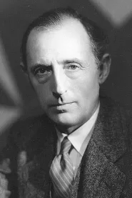 Frank Reicher as Polish Official (uncredited) in A fi sau a nu fi