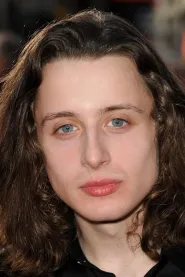 Rory Culkin as Morgan Hess in Semne