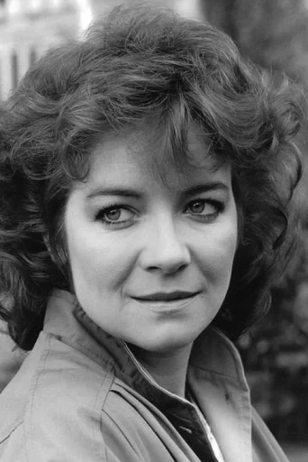 Clare Higgins Actriță photo