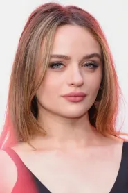 Joey King as Prince in Trenul asasinilor