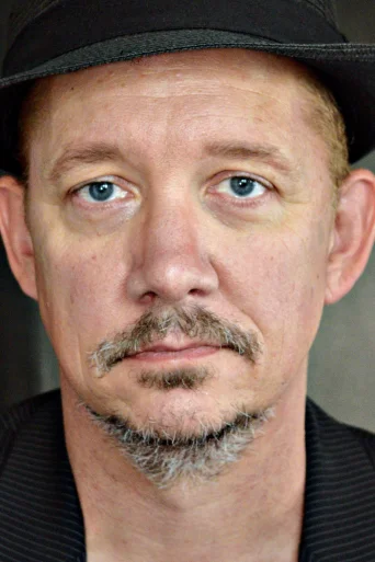Tom Wood Actor photo