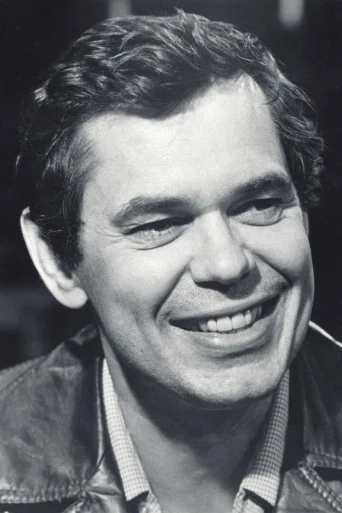 Leslie Carlson - Acting Profile Photo