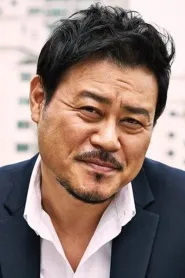 Ji Dae-han as Detective Ji in Primăvară, vară, toamnă, iarnă... și din nou primăvară