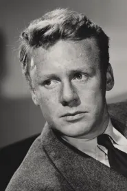 Van Johnson as Lt. Stephen Maryk in The Caine Mutiny