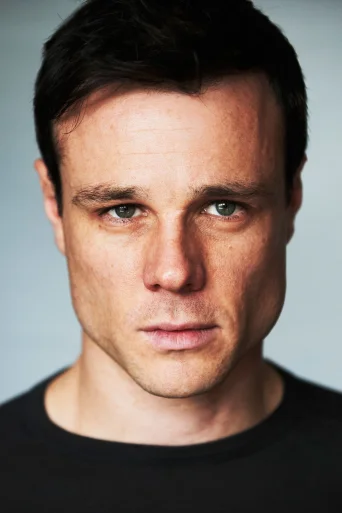 Rupert Evans - Acting Profile Photo