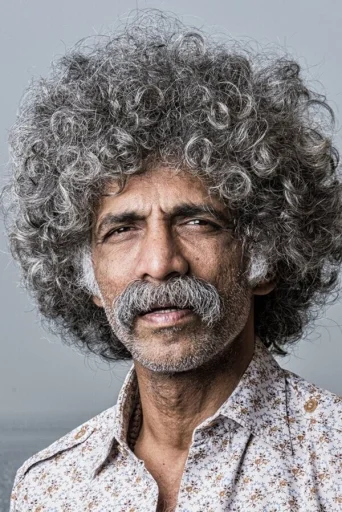 Makrand Deshpande Actor photo
