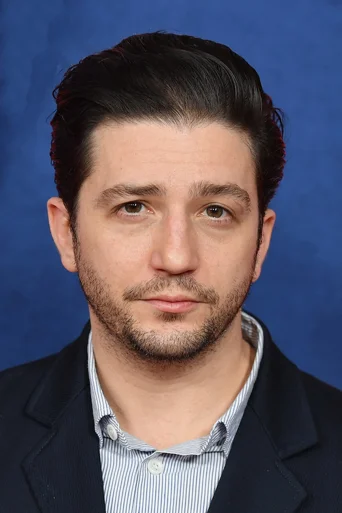 John Magaro - Acting Profile Photo