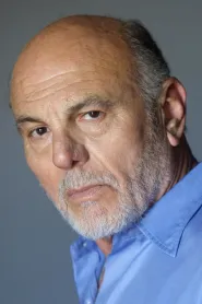 Carmen Argenziano as D.A. Paul Rudolph in Acuzații