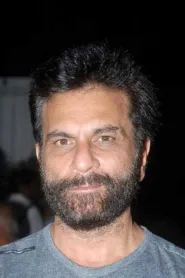 Pavan Malhotra as Geet's Uncle in Când ne-am întâlnit