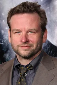 Dallas Roberts as Pete Henrick in The Grey: La limita supraviețuirii