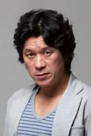 Kim Roi-ha as Moon-seok in A Bittersweet Life