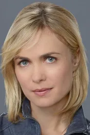 Radha Mitchell as Carolyn Fry in Pitch Black