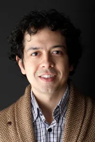 Geoffrey Arend as McKenzie in (500) de zile cu Summer