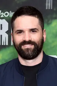 Dan Trachtenberg - Director in Predator: Badlands