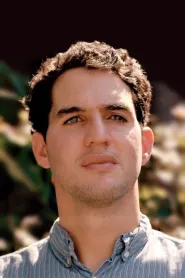 Benny Safdie as Frank Manatee in Happy Gilmore 2