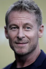 Richard Roxburgh as Vernon Presley in Elvis