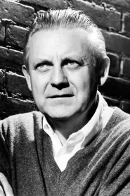Robert Wise - Director in The Sand Pebbles