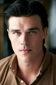 Finn Wittrock as Greg in La La Land