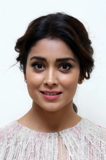 Shriya Saran - Acting Profile Photo