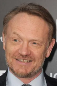 Jared Harris as Frank Heslop in Aliatul