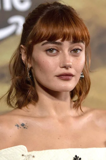 Ella Purnell Actriță photo