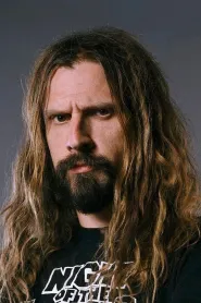 Rob Zombie - Regizor in Casa celor o mie de cadavre 2
