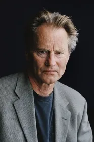 Sam Shepard as Thomas Callahan in Dosarul Pelican