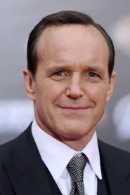 Clark Gregg as Officer Hannagan in 11:14