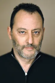 Jean Reno as Captain Bezu Fache in Codul lui Da Vinci