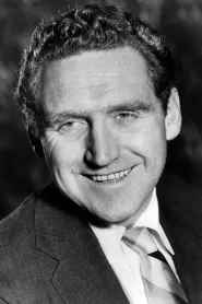 James Whitmore as Kinnie in Battleground