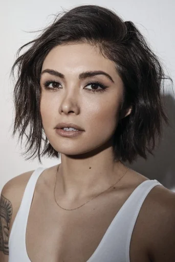 Daniella Pineda - Acting Profile Photo