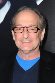David Paymer as Arthur Stegman in După faptă și răsplată