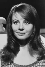 Sarah Miles as Grace in Hope and Glory