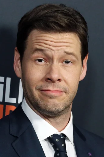 Ike Barinholtz Actor photo