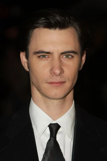 Harry Lloyd Actor photo