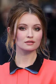 Emily Browning as Frances Shea in Gangsteri de legendă
