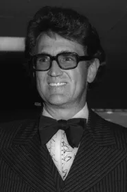 Billy Green Bush as Elton in Cinci piese ușoare