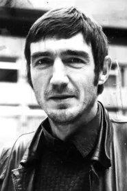 Derrick O'Connor as Mac in Hope and Glory