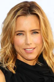 Téa Leoni as Julie Mott in Bad Boys