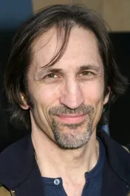 Richard Edson as Vito in Fă ce e bine