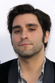 Jordan Vogt-Roberts - Regizor in Regii verii