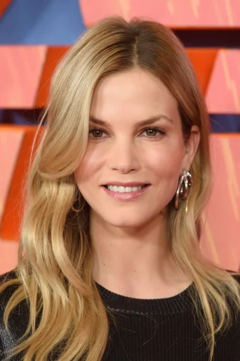 Sylvia Hoeks - Acting Profile Photo