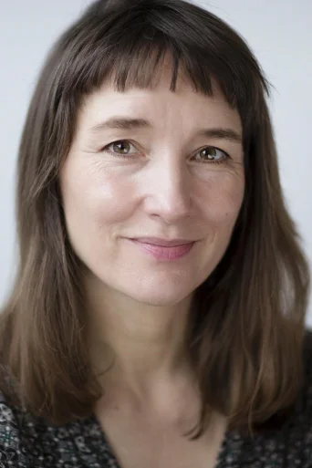 Emily Woof Actriță photo