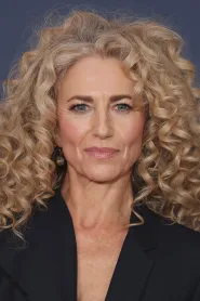 Claudia Black as Shazza in Întuneric total