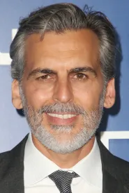 Oded Fehr as Carlos Olivera in Resident Evil: Dispariția