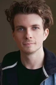 Erik Knudsen as Daniel Matthews in Puzzle mortal 2