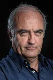 Francesc Orella as Dr. Fell in Realități alternative